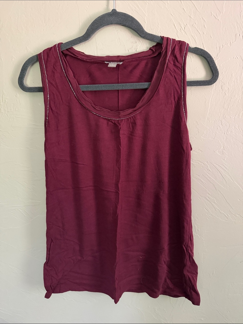 J. Jill Sleeveless Tank Top in Burgundy